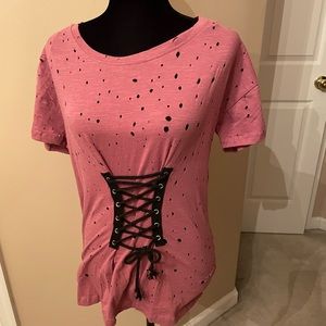 Iris short sleeve T-shirt with distressed and lace up detailing. Pink.